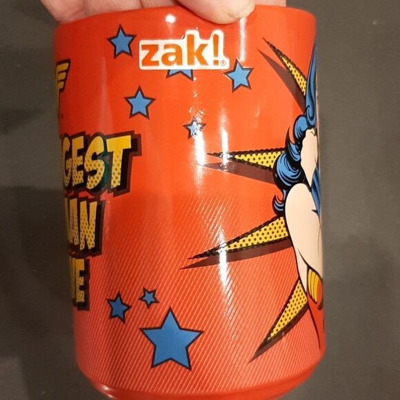 Wonder Woman Insulated Lunch Bag with Collectible Coffee Mug - Picture 2 of 16